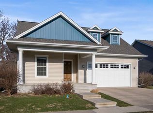 1813 Chelsea Ct, Iowa City, IA 52240