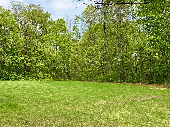 3rd image of 3487 Birchdale Dr