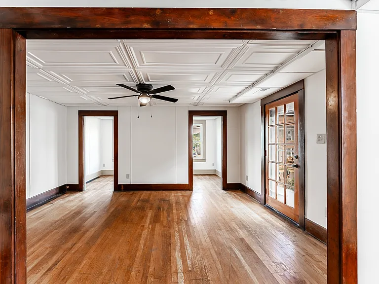 212 Dewey St — Photo 7
