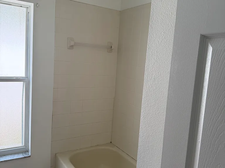 672 Reston Pl — Photo 22