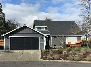 852 Michelle Ave, Ashland, OR