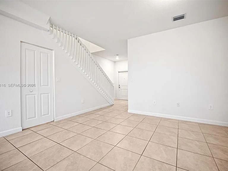 11804 SW 247th Ter #11804 — Photo 8