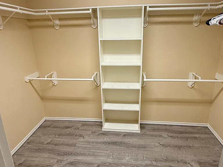 4405 Thunderbird Ave — Photo 114