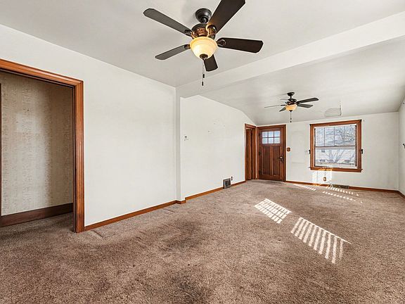 5th image of 17858 Ridgewood Ave