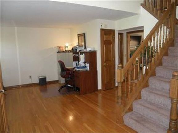 2nd image of 12950 Farmview Dr
