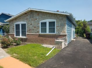 331 Lawn Ter, Round Lake, IL 60073