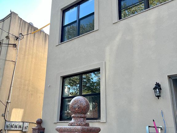2nd image of 212 Bay 34 St #1F
