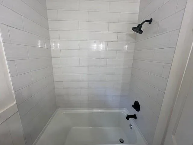 3933 Radnor Ave — Photo 17