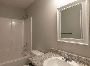 404 E Stone Creek Rd, Willard, MO 65781