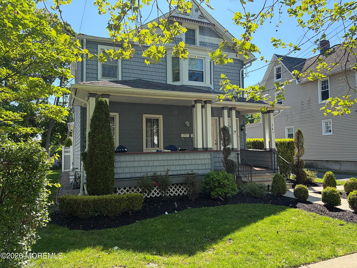 Building Photo - 147 Bridge Ave #B