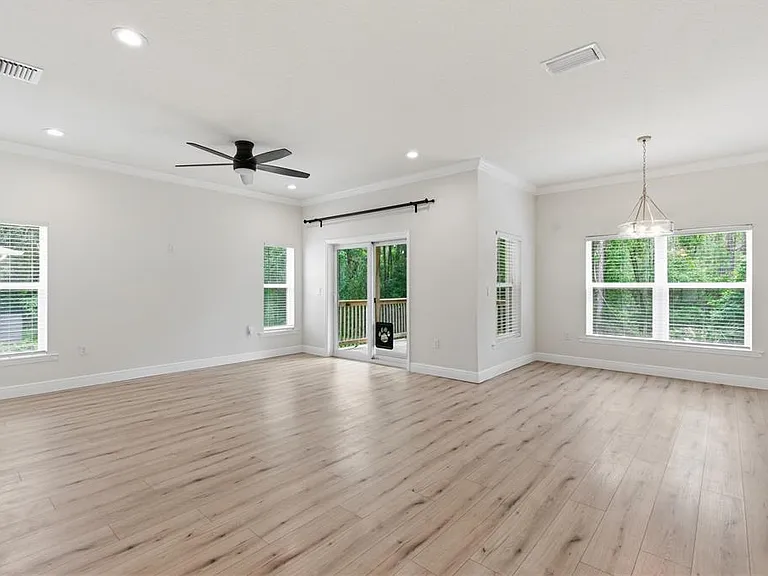 3944 Watson Dr — Photo 5