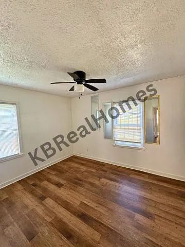 2601 Kenner Ave — Photo 8