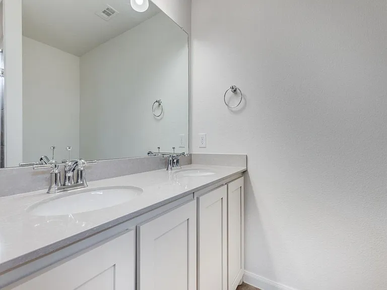 226 Griffith Dr #28 — Photo 17