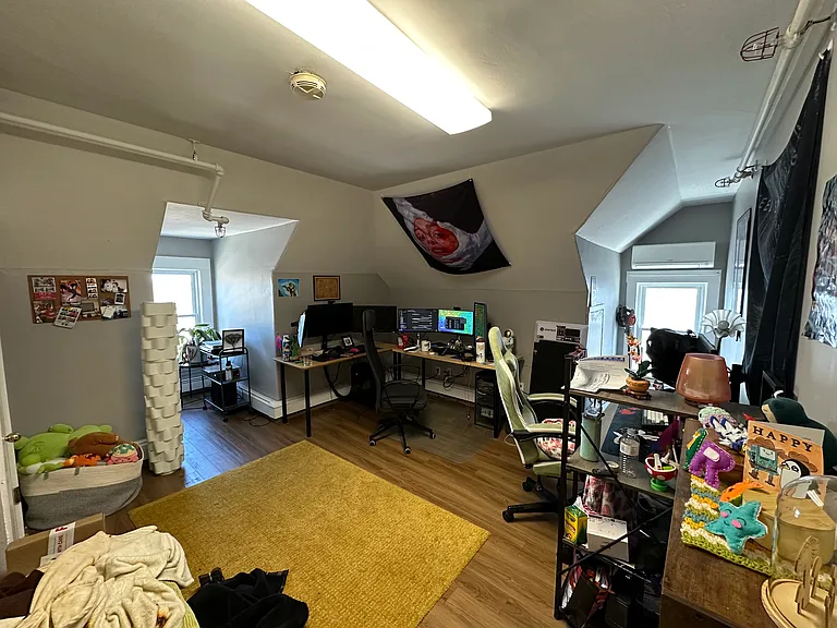 899 Hancock St — Photo 23