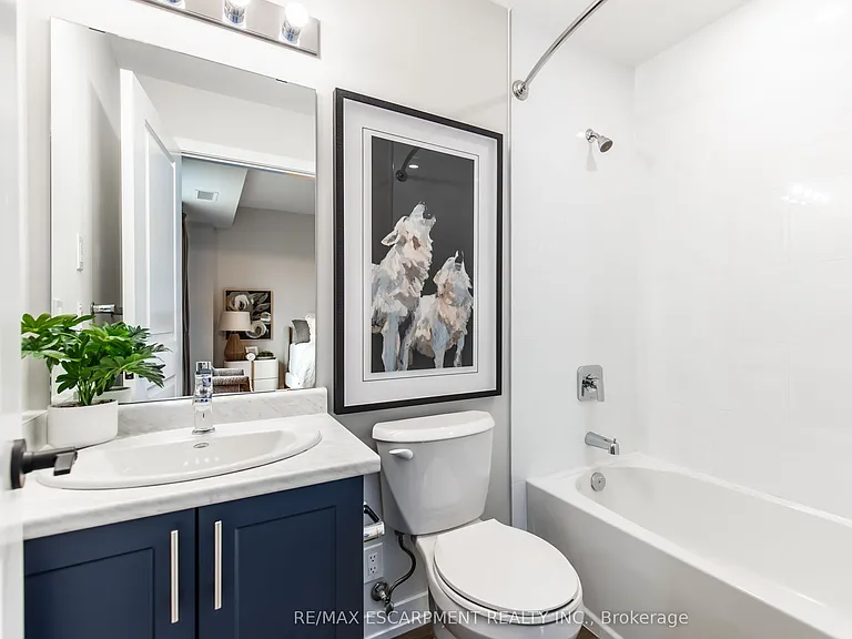 870 Queenston Rd #504 — Photo 34