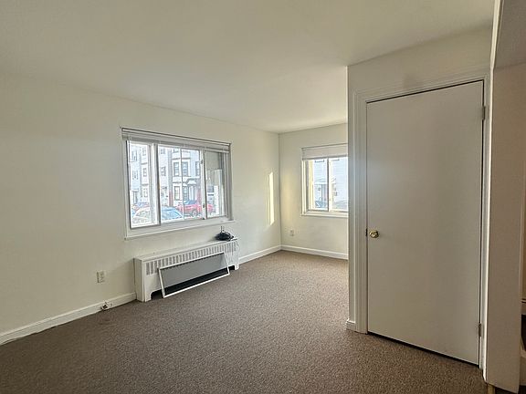 5th image of 842 Saratoga St #1