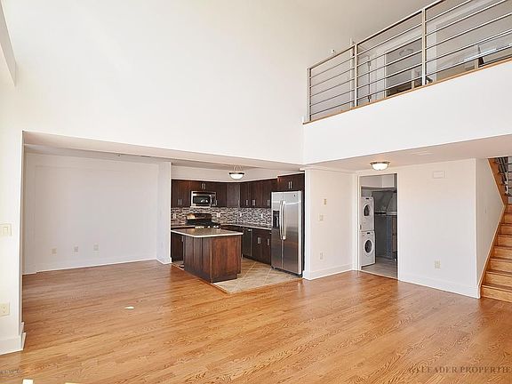 5th image of 90 Bay Street Lndg APT 9H