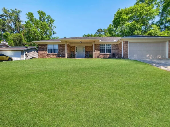 2386 Vega Dr, Tallahassee, FL 32303