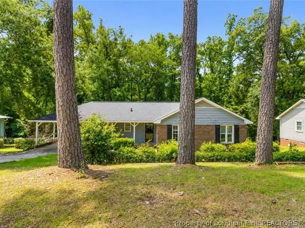 1812 Swann St, Fayetteville, NC 28303