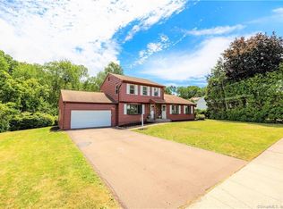 80 Howard Dr, Hamden, CT 06514