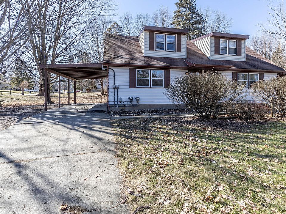 1st image of 2840 Skyway Ln #2842