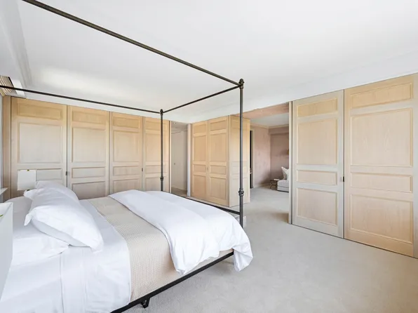 936 5th Avenue image 15 of 35