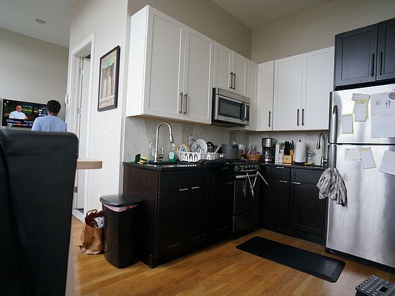 5th image of 53 S 11th St #5DD