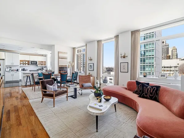 212 E 57th St #1920A, New York, NY 10022