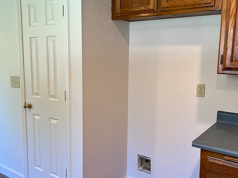 795 Railroad Ave — Photo 19
