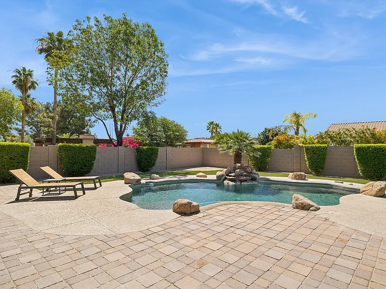 9033 W Patrick Ln — Photo 43
