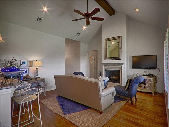 4th image of 18405 Bridlington Dr