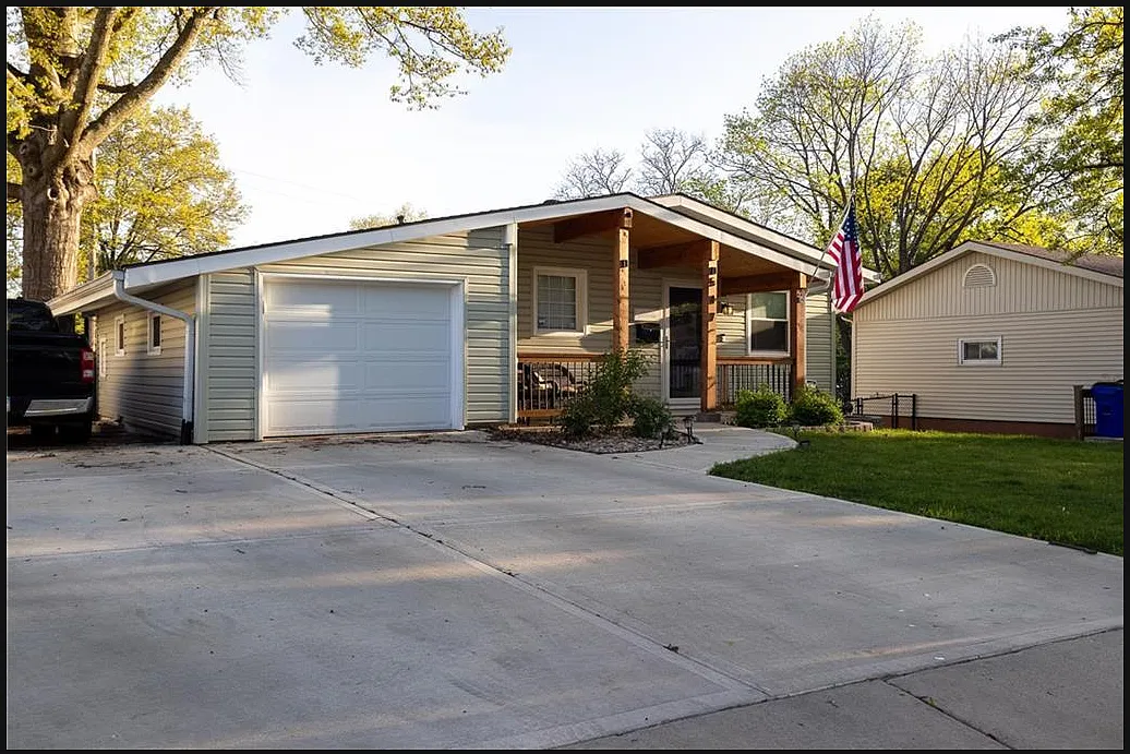 4 bed, 1622 sqft, $2,500 — Photo 4