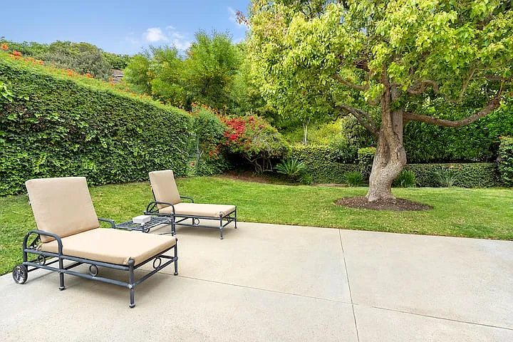 3824 Malibu Country Dr — Photo 49