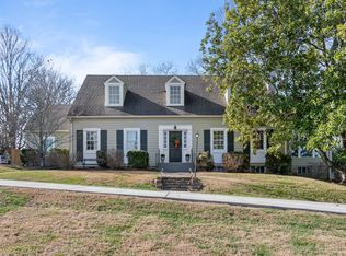 820 Academy Ln, Columbia, TN 38401