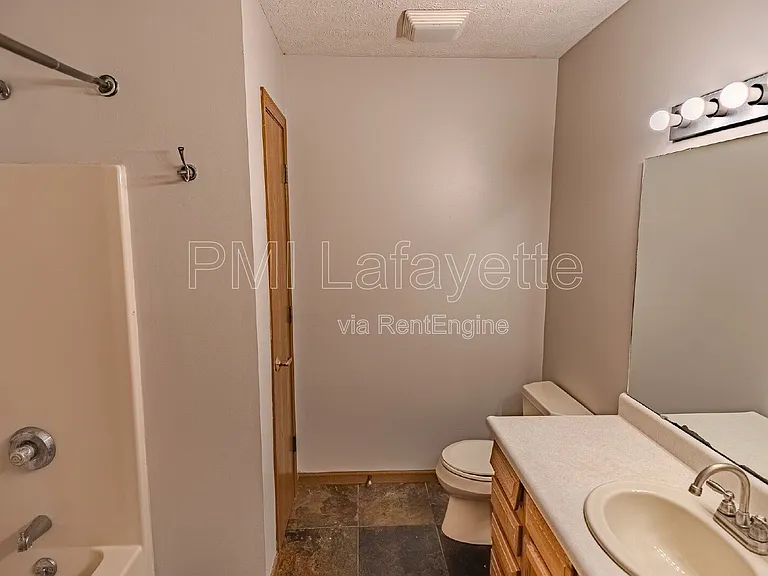 5053 Saddle Dr — Photo 16