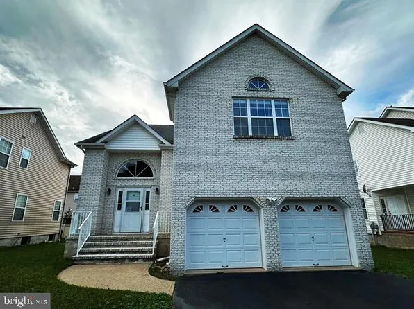 5 Yorkshire Village Rd, Lawrence Township, NJ 08648