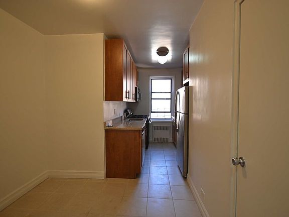4th image of 9830 67th Ave APT 6F
