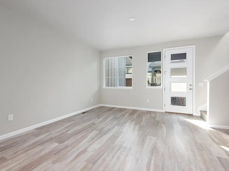 1330 Hoyt St #5 — Photo 14