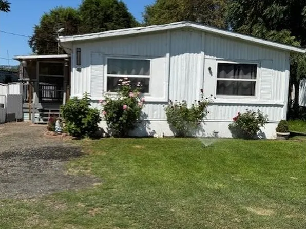 105 Shepler St #46, Dallesport, WA 98617