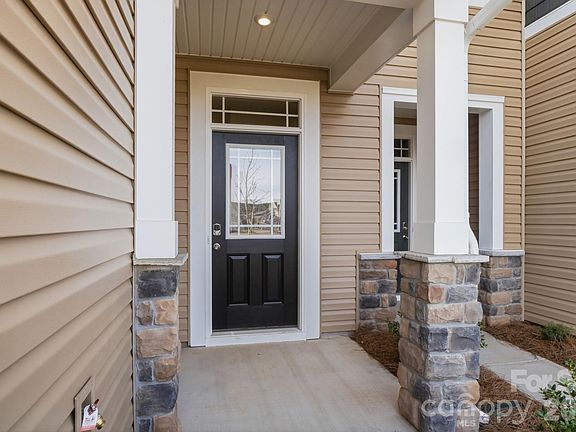 3rd image of 7013 Cerris Dr