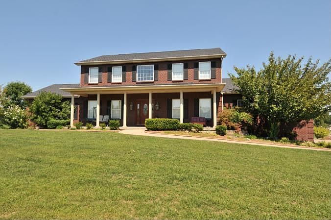 1st image of 230 S Fork Dr