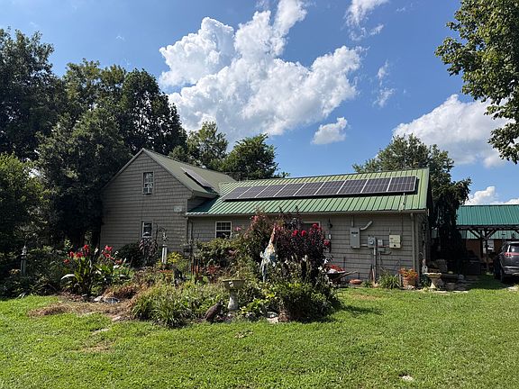 2nd image of 2939 Kemper Ln