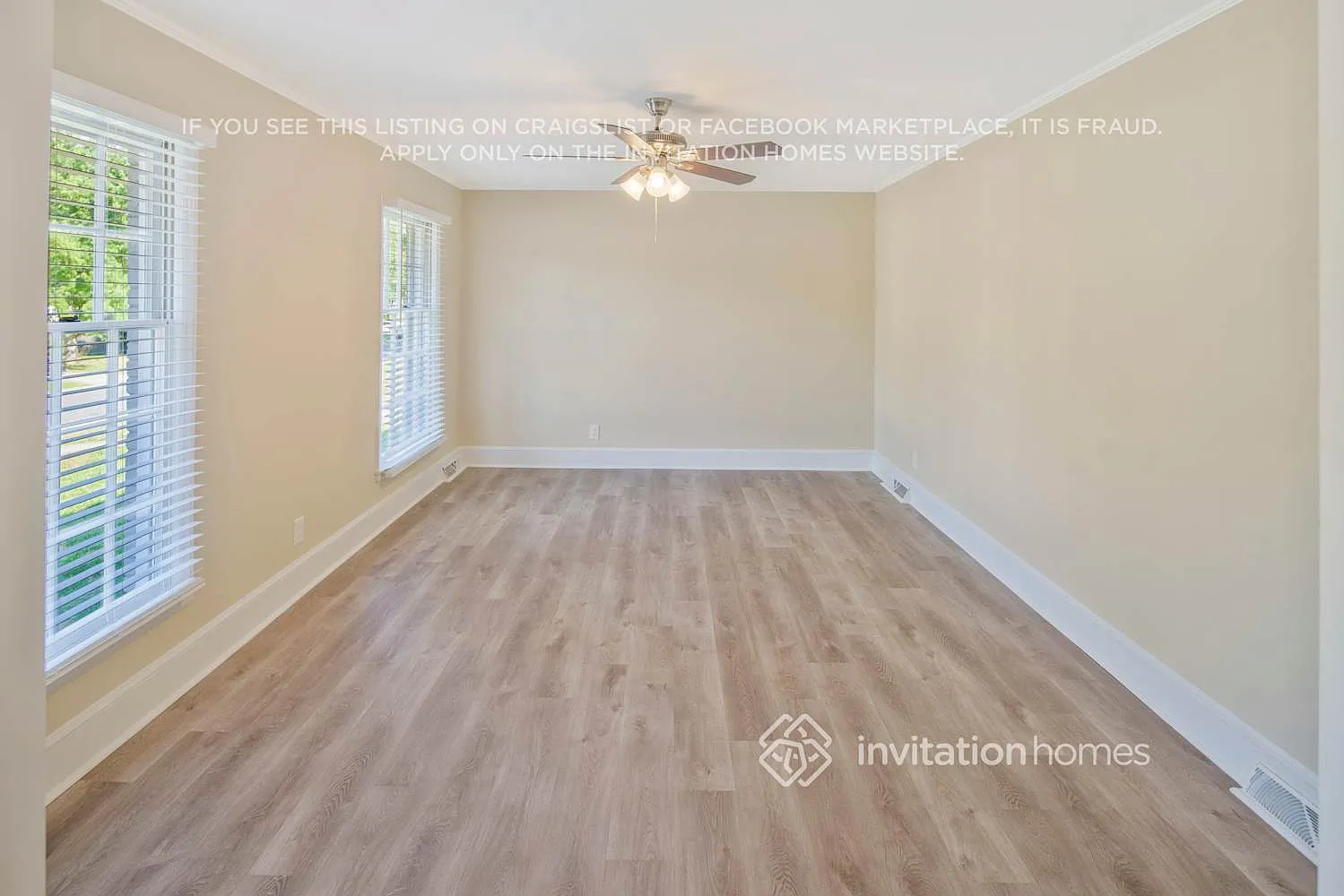 4213 Gladstone Ln Charlotte, NC 28205 — Photo 4