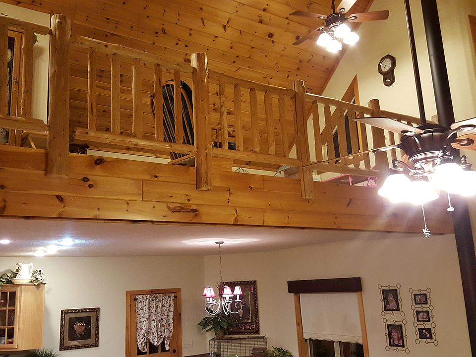 Beautiful woodwork/loft