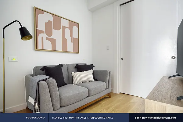 Rented by The Blueground | media 19