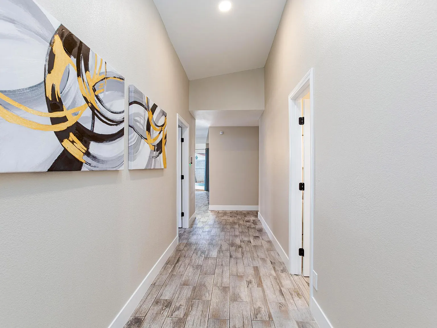 4 bed, 2.0 bath, 1533 sqft, $1,022 — Photo 4