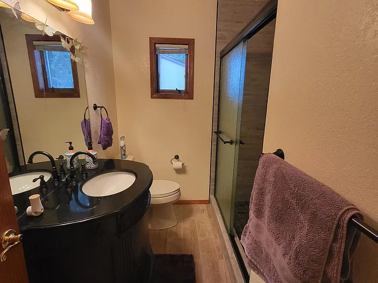 1261 N Edgewood St — Photo 39