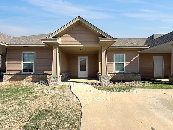 3rd image of 1031 SW 92nd St