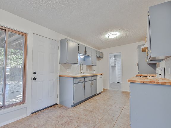 5th image of 2727 66th St