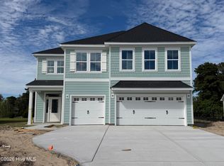 37 Lookout Point, Hampstead, NC 28443
